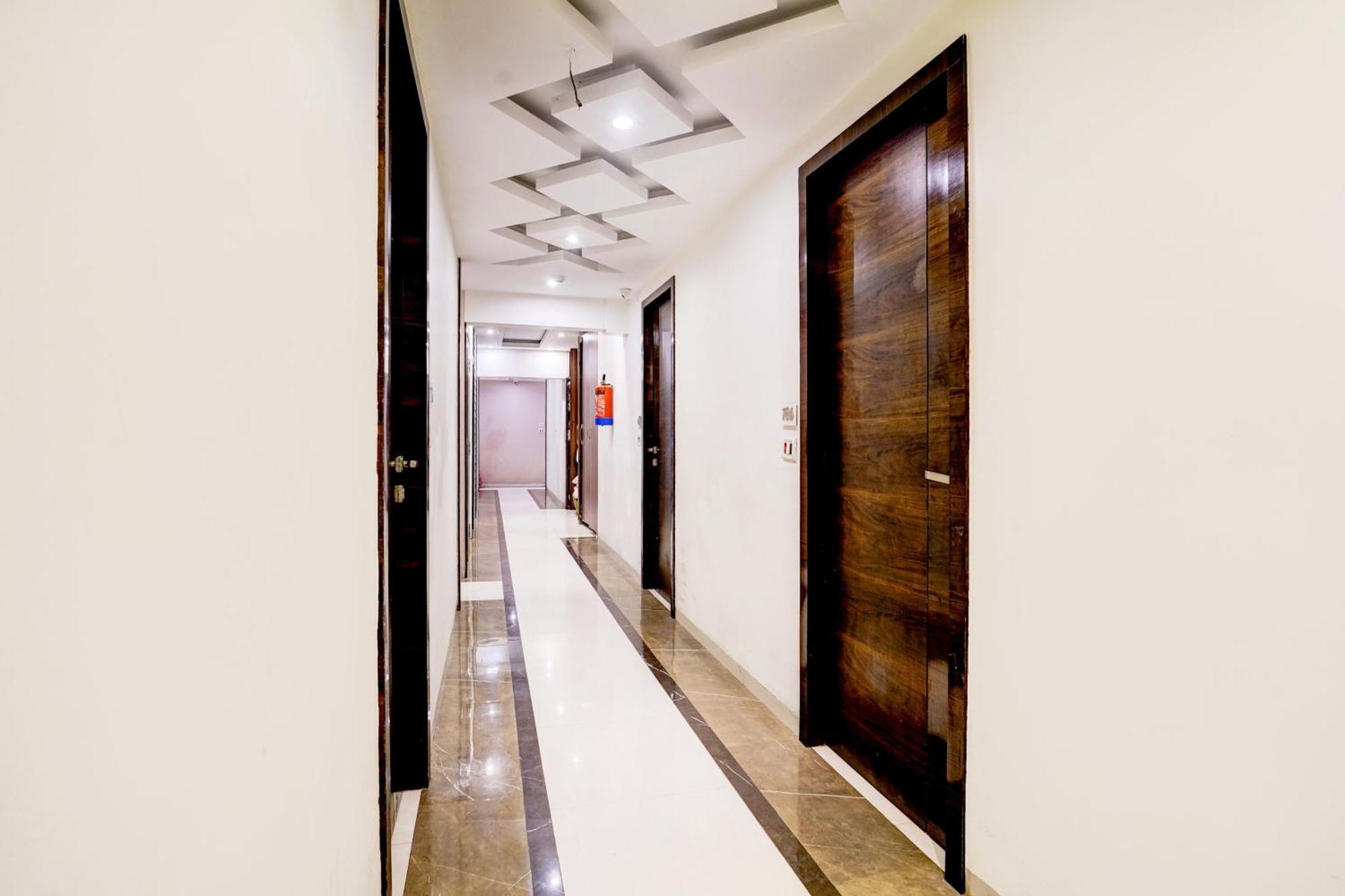Super Hotel O Mumbai Central Formerly Park Palace Exterior photo